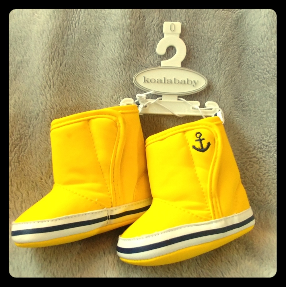Brand New! Yellow newborn rain boots